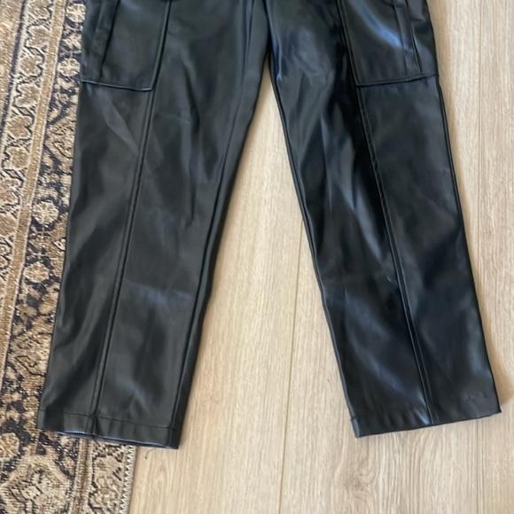 Jason Wu Faux Leather Cargo Pants size 6 $280 MSRP Straight Leg - Picture 5 of 10